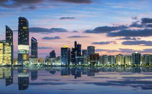 Puesta de sol en Abu Dhabi_skyline