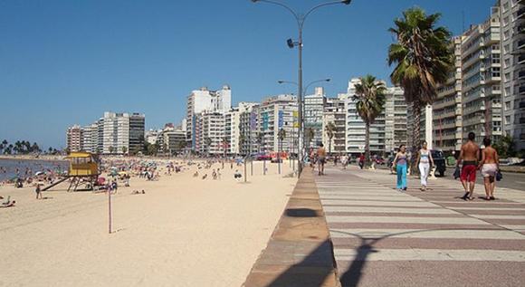 Vuelo + Hotel a Montevideo