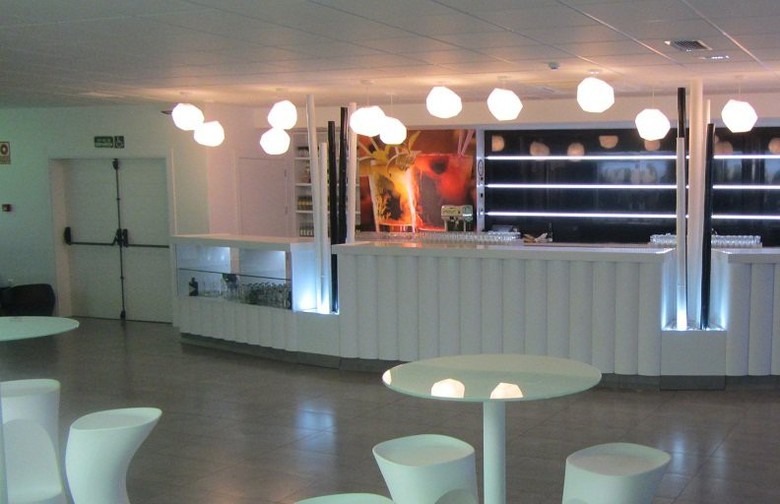 Hotel Cuatro Postes