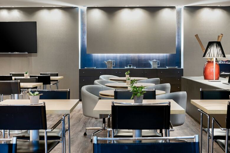 AC Hotel Badajoz By Marriott
