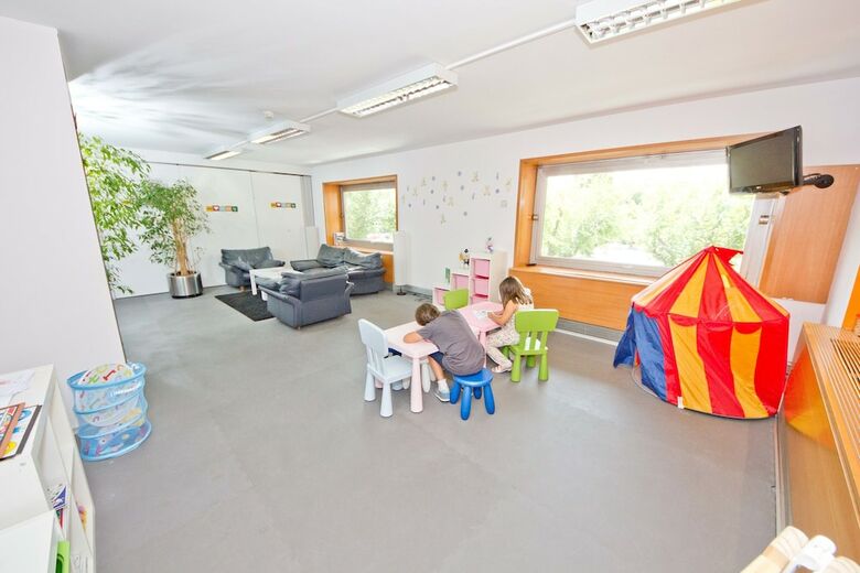 Aparthotel Atenea Vall�s