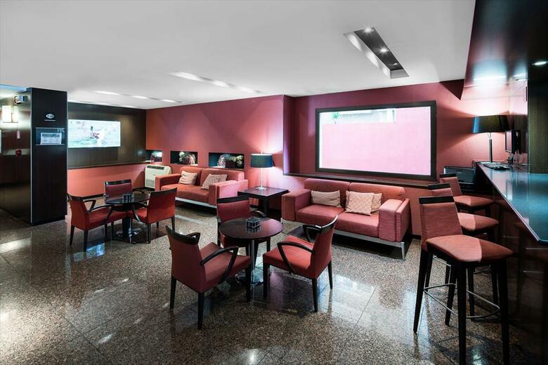 Hotel Catalonia Mikado