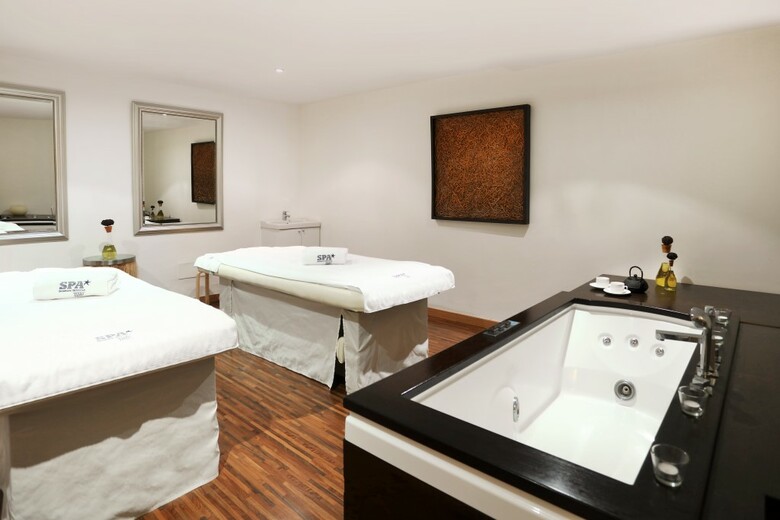 Hotel Iberostar Jard�n Del Sol Suites - Adults Only