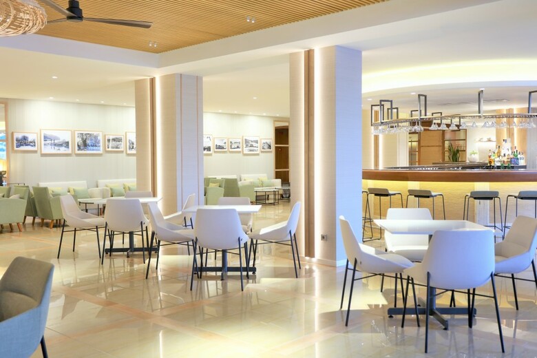Hotel Iberostar Jard�n Del Sol Suites - Adults Only