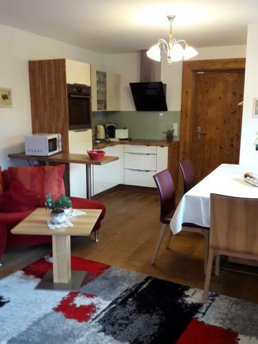 Apartamento Ferienwohnung Fichtler