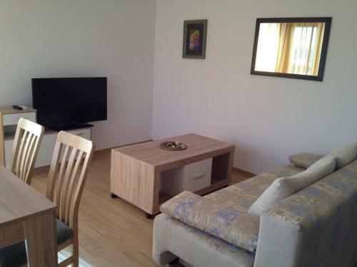 Golden Dunes Primorsko Apartments