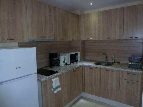 Golden Dunes Primorsko Apartments