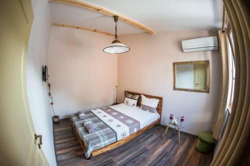 Hostal Guest Rooms The Old House