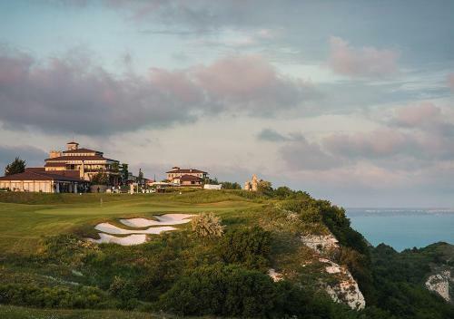 Hotel Club Residence At Blacksearama Golf