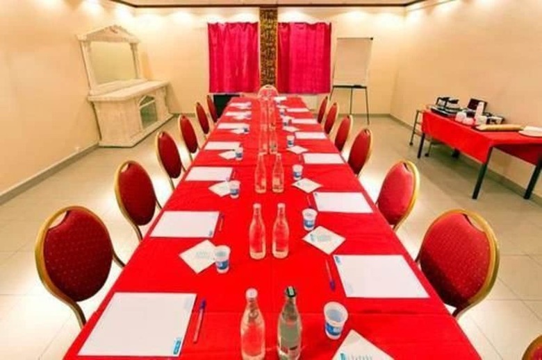 Hotel Hipotel Paris Hippodrome