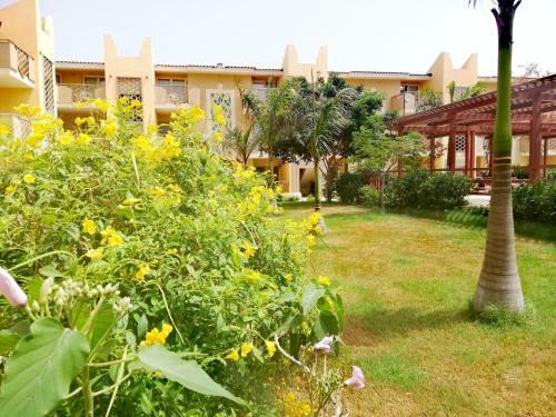 Aparthotel Tropical