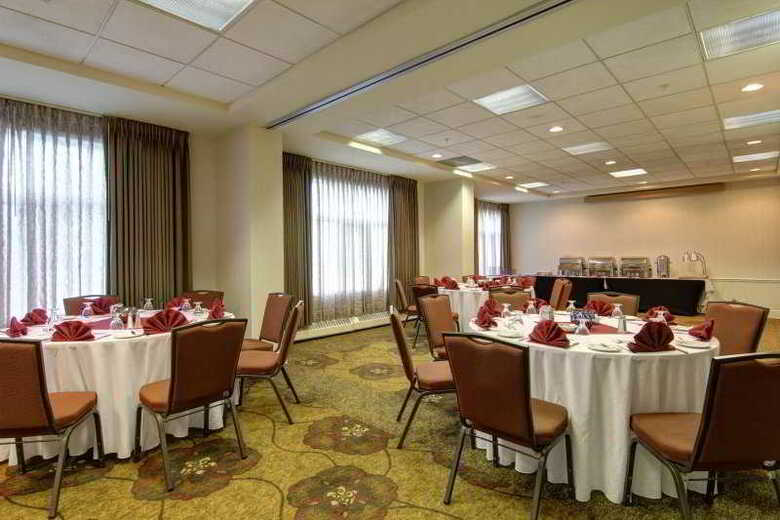 Hotel Hilton Garden Inn Calgary Airport