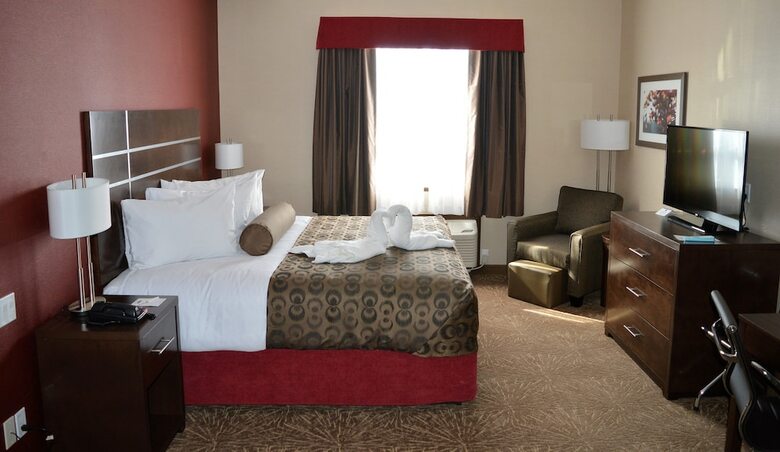 Best Western Plus Kindersley Hotel