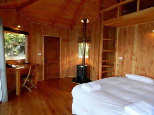 Terra Luna Lodge