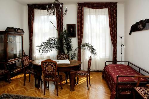 Inn Side Hotel Kalvin House