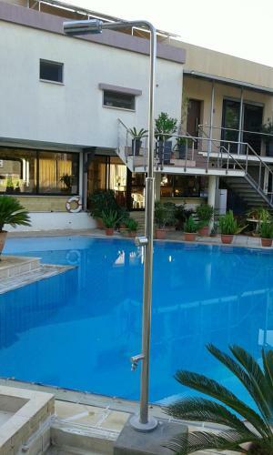 Nicos & Olympia Apartments