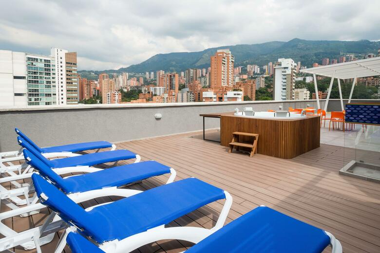 Hotel Hampton By Hilton Medellin