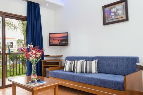 Aparthotel Loutsiana I & II Deluxe Apts