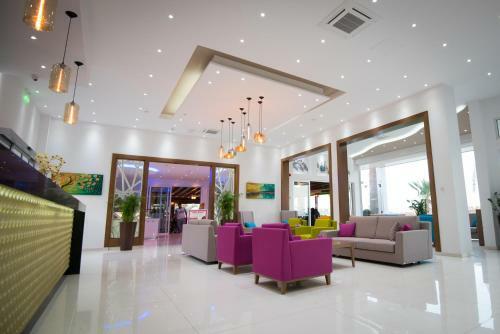 Aparthotel Loutsiana I & II Deluxe Apts