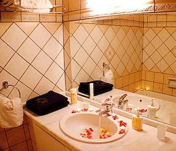 Hotel Andreolas Luxury Suites