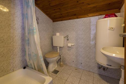 Apartment Selce 2383f