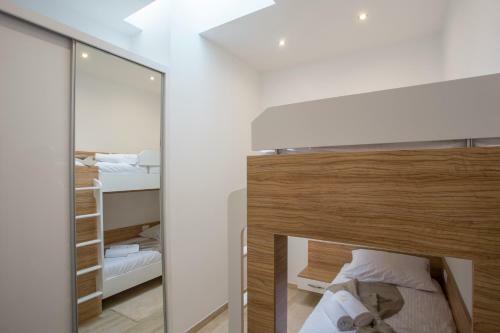 Adrion Aparthotel