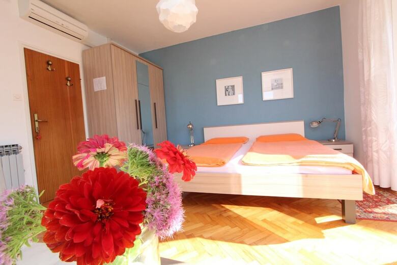Rooms And Apartments Bella Vista