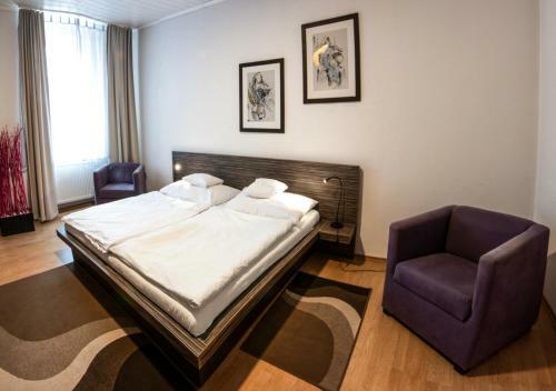 Hostal Pension Horse Inn