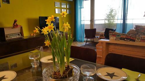 Apartamentos Rezone Residency