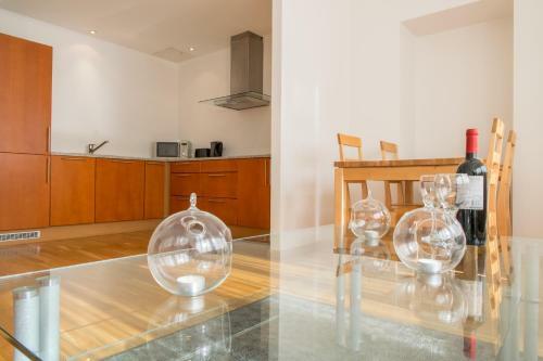 Parkers Boutique Apartments - Old Town Square