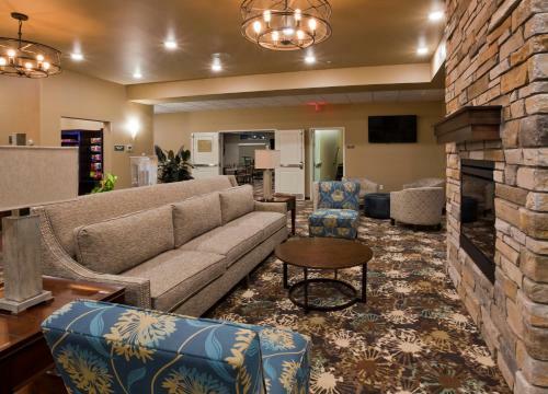 Grandstay Hotel & Suites Valley City