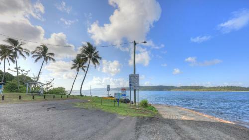 Flying Fish Point Tourist Park