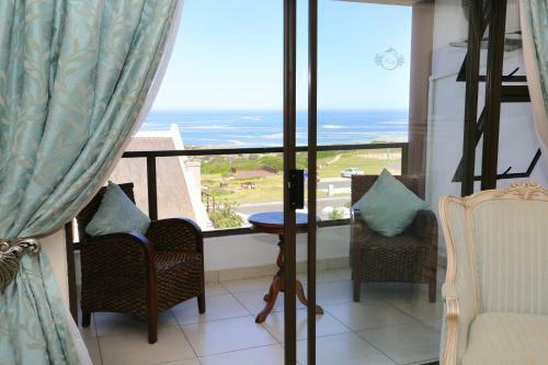 Misty Waves Boutique Hotel