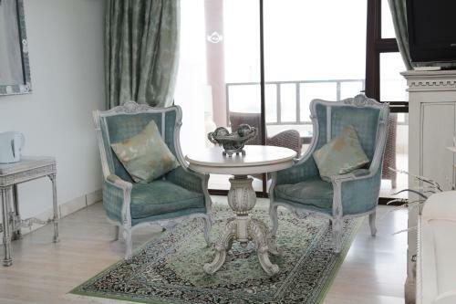 Misty Waves Boutique Hotel
