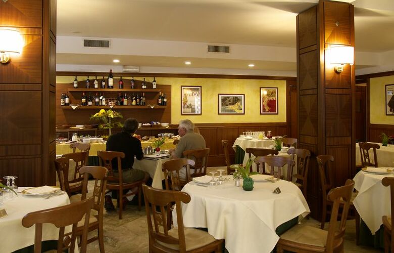 Hotel Grande Albergo Maugeri
