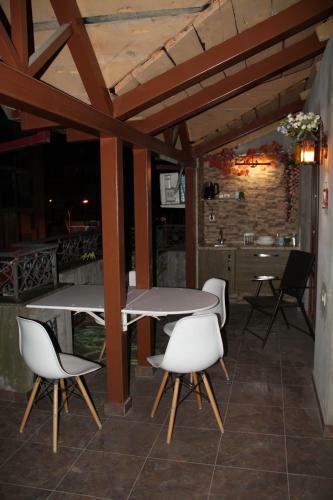 Hostal Luxury Guest House In Batumi