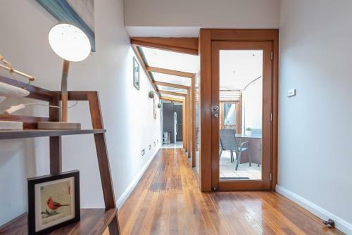 Apartamento M8 Group - 3 Bed House Pyrmont 15m