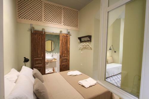 Hostal Fagotto Art Residences
