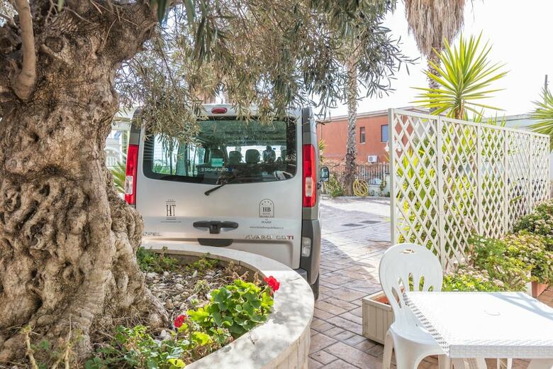 Hotel Borgo Del Mare