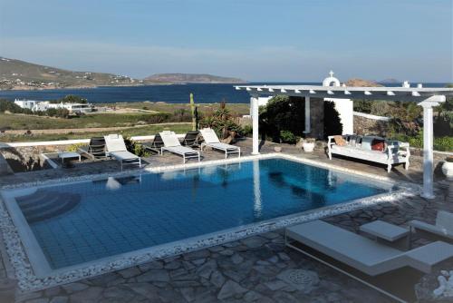Villa Sea & Sun Estate