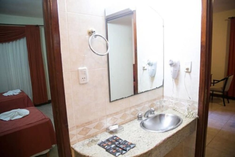 Hotel El Le�ador