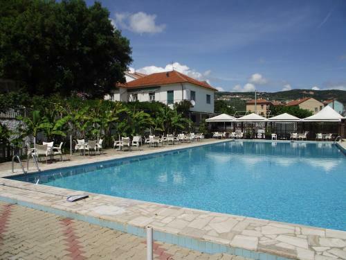 Aparthotel Il Borgo Degli Ulivi Resort
