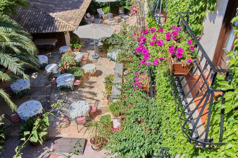 Petit Hotel Ses Rotges