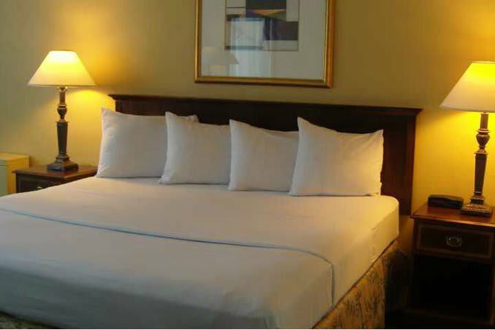 Laguardia Airport Hotel