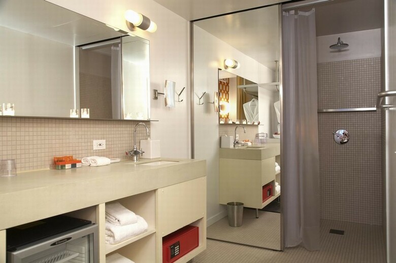 45 Times Square Hotel