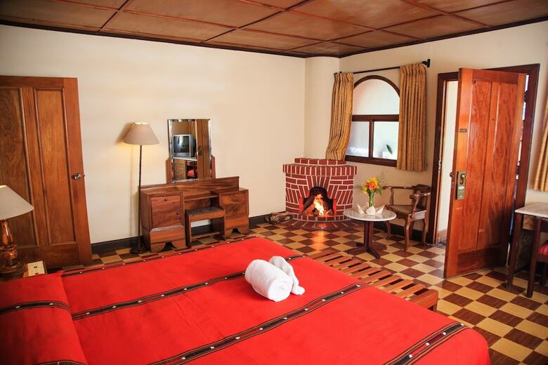 Regis Hotel & Spa