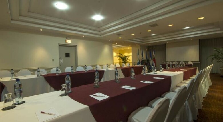 Hotel Clarion Suites Guatemala City