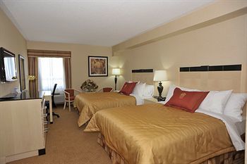 Hotel Monte Carlo Inns Barrie Suites