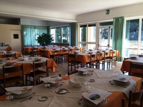 Hostal Centro Di Spiritualit� Maria Candida