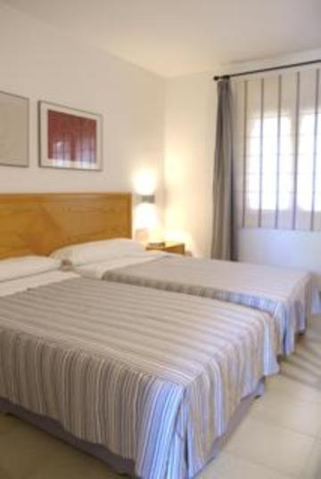 Aparthotel Es Baulo Petit Hotel